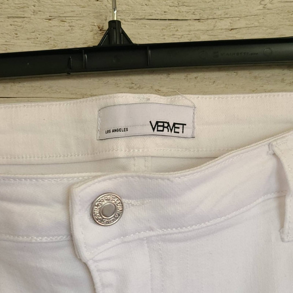 Vervet White Skinny Leg Jeans - Picture 2 of 6